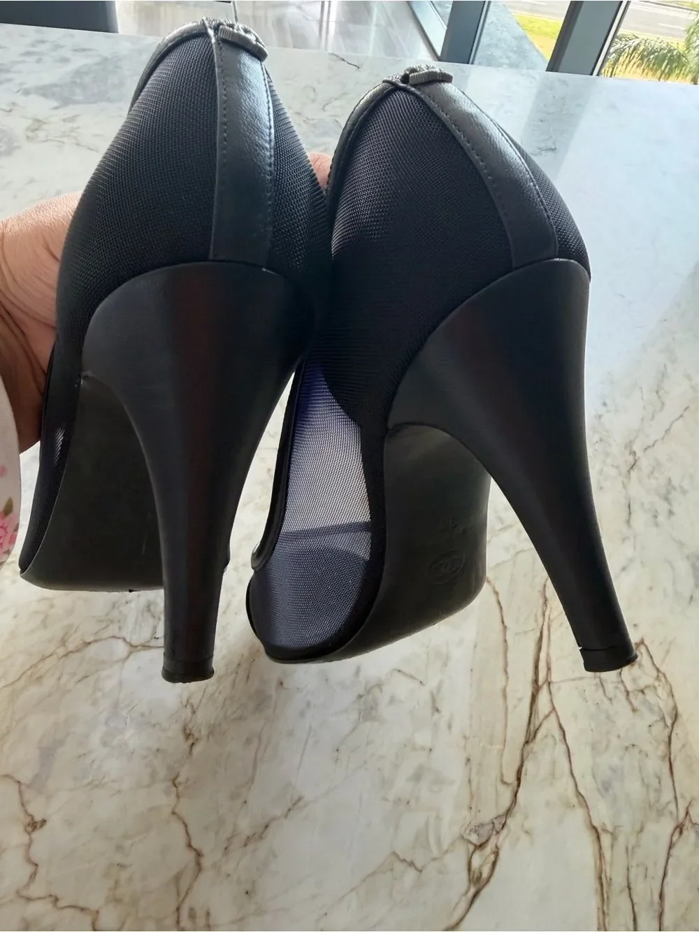 CHANEL elegant black